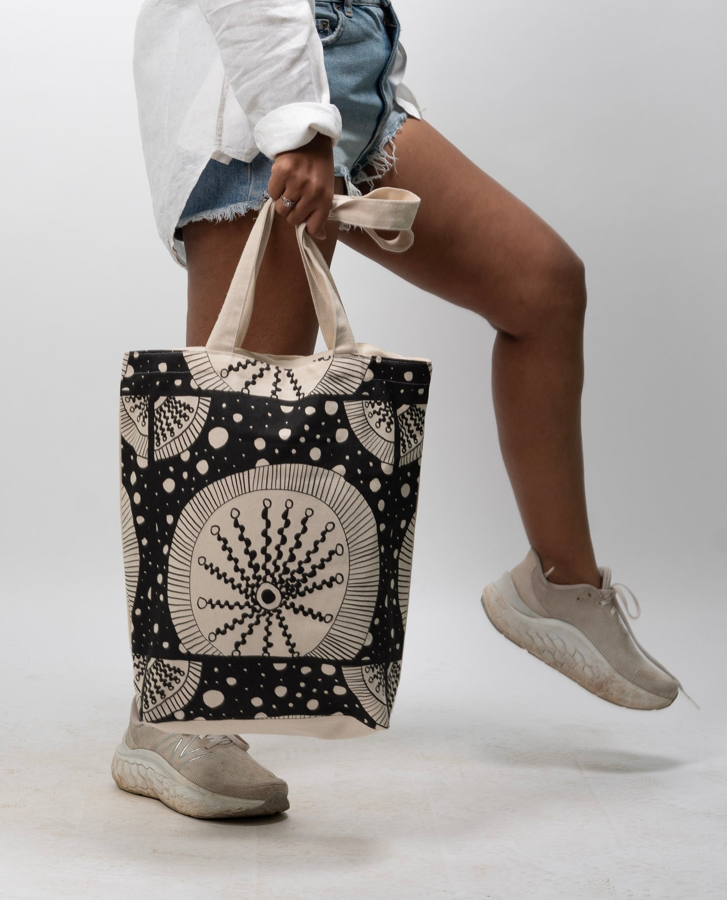 Mito tote bag